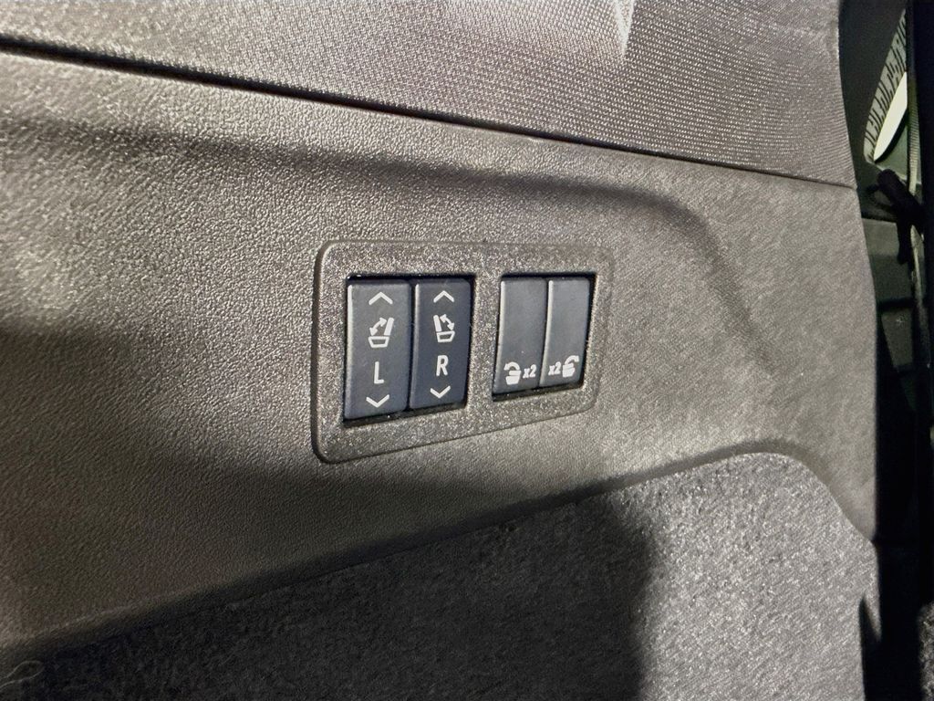 2025 Cadillac Escalade IQ Luxury 1 Willowbrook IL
