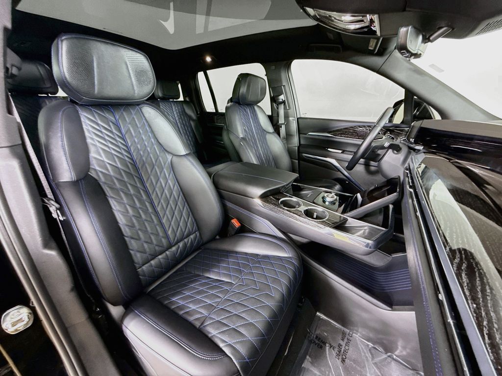2025 Cadillac Escalade IQ Luxury 1 Willowbrook IL