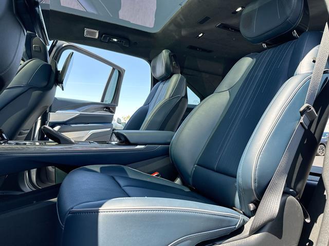 2025 Cadillac Escalade IQ Luxury 2 AWD Tucson AZ