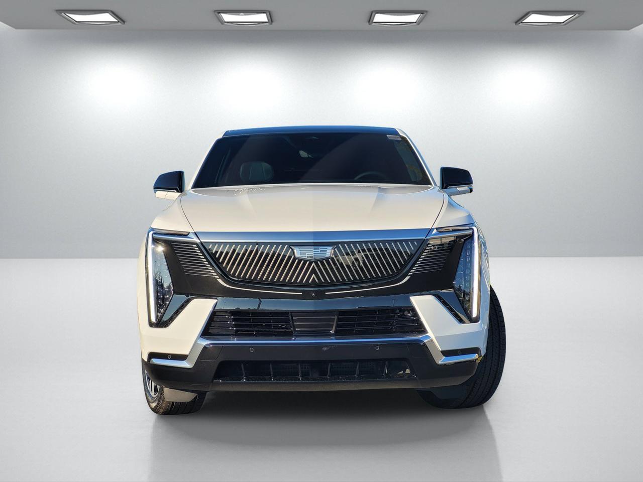 2025 Cadillac Escalade IQ Luxury 2