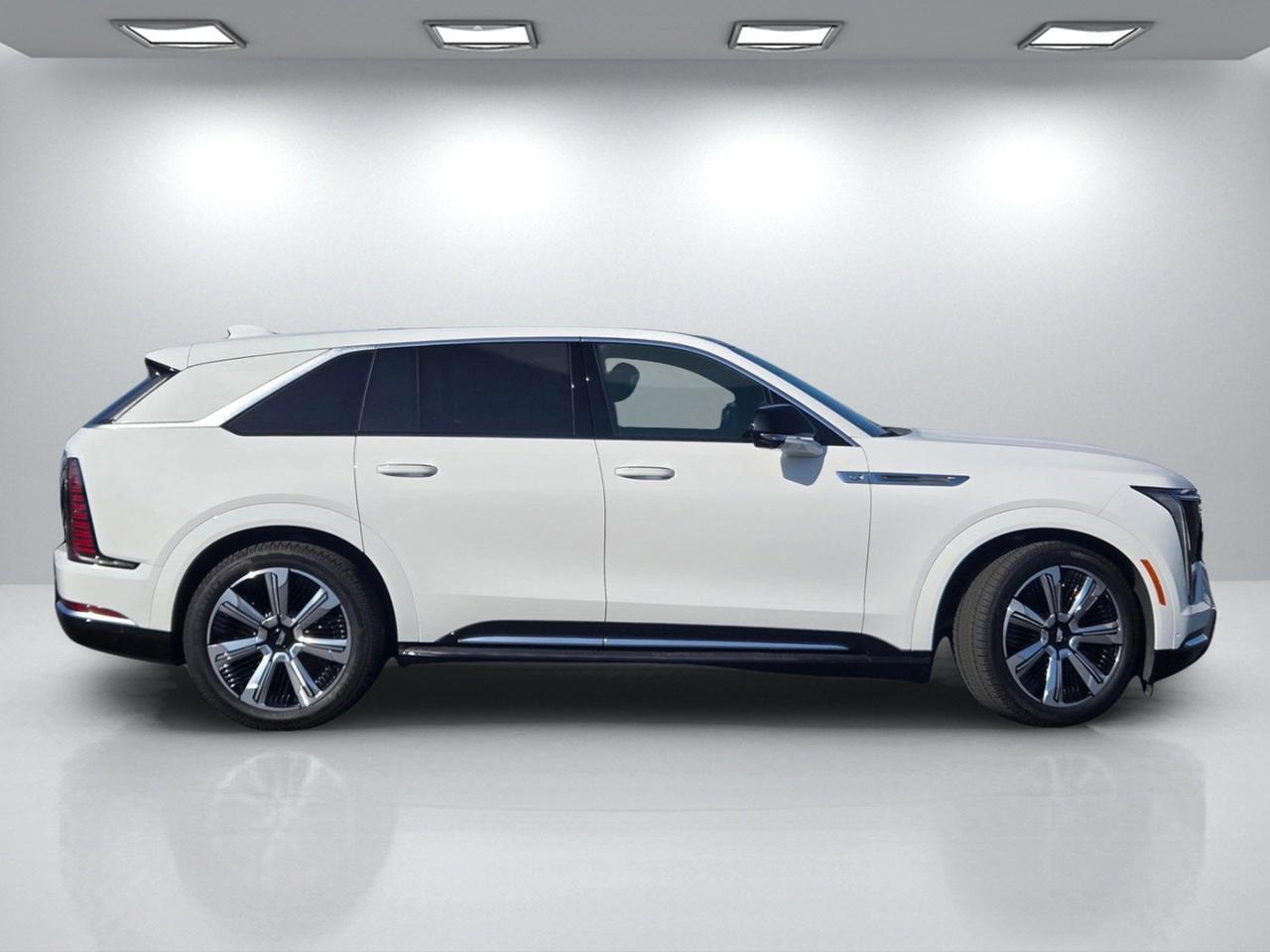 2025 Cadillac Escalade IQ Luxury 2