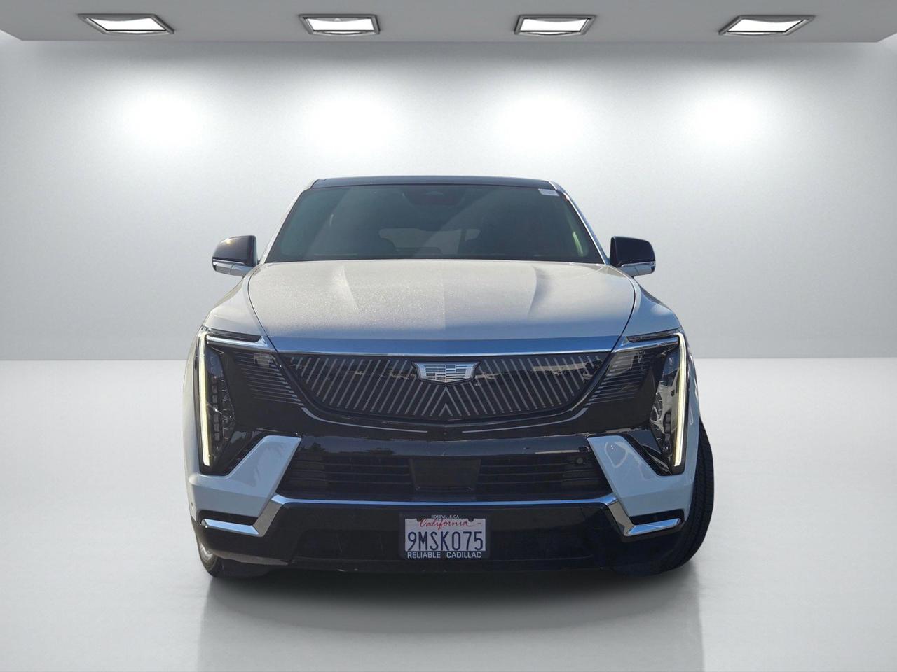 2025 Cadillac Escalade IQ Luxury 2