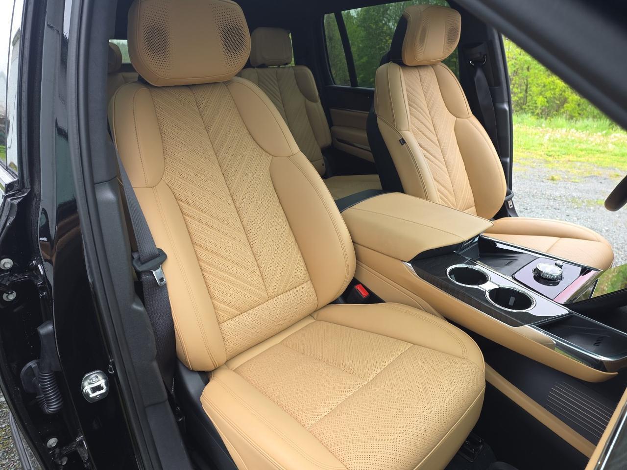 2025 Cadillac Escalade IQ Luxury 2 Sand Lake NY