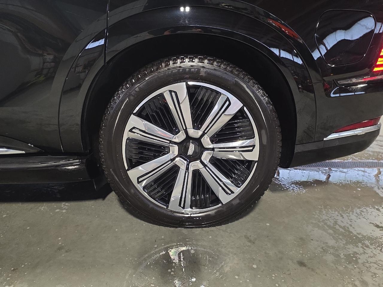2025 Cadillac Escalade IQ Luxury 2 Sand Lake NY