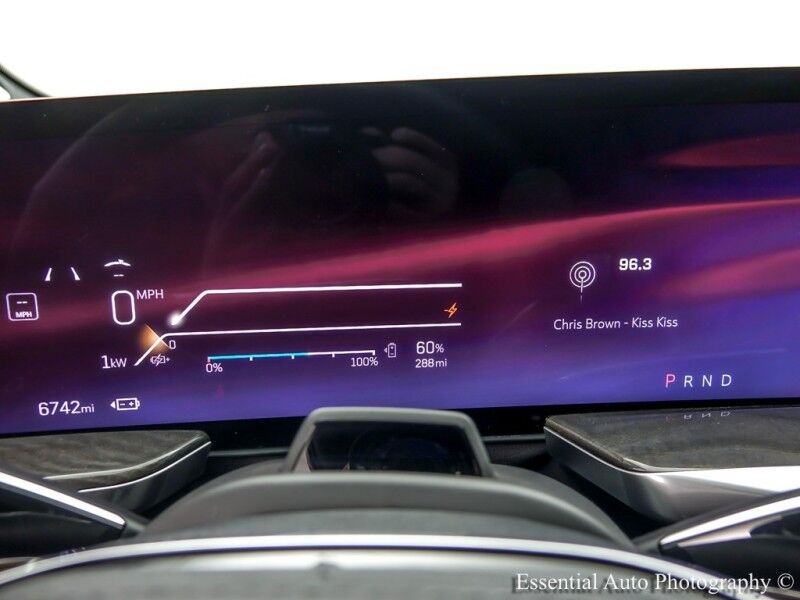 2025 Cadillac Escalade IQ Luxury 2 Willowbrook IL