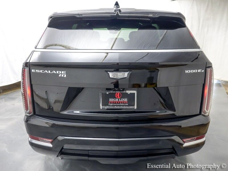 2025 Cadillac Escalade IQ Luxury 2 Willowbrook IL