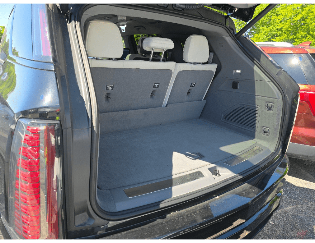 2025 Cadillac Escalade IQ Sport 1 Super Cruise Capability Rear Seat Entertainment Portland OR
