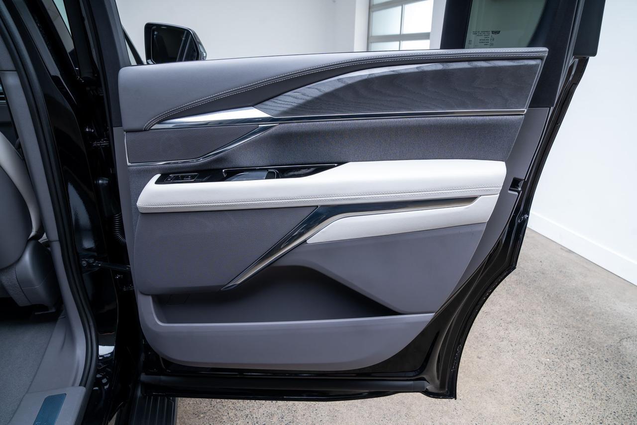 2025 Cadillac Escalade IQ Sport 1 Super Cruise Capability Rear Seat Entertainment Portland OR