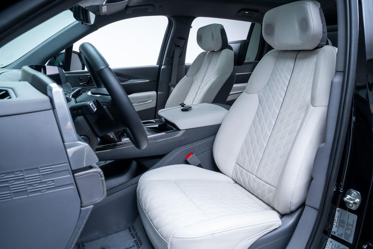 2025 Cadillac Escalade IQ Sport 1 Super Cruise Capability Rear Seat Entertainment Portland OR