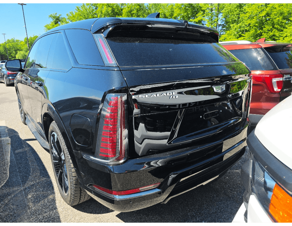 2025 Cadillac Escalade IQ Sport 1 Super Cruise Capability Rear Seat Entertainment Portland OR