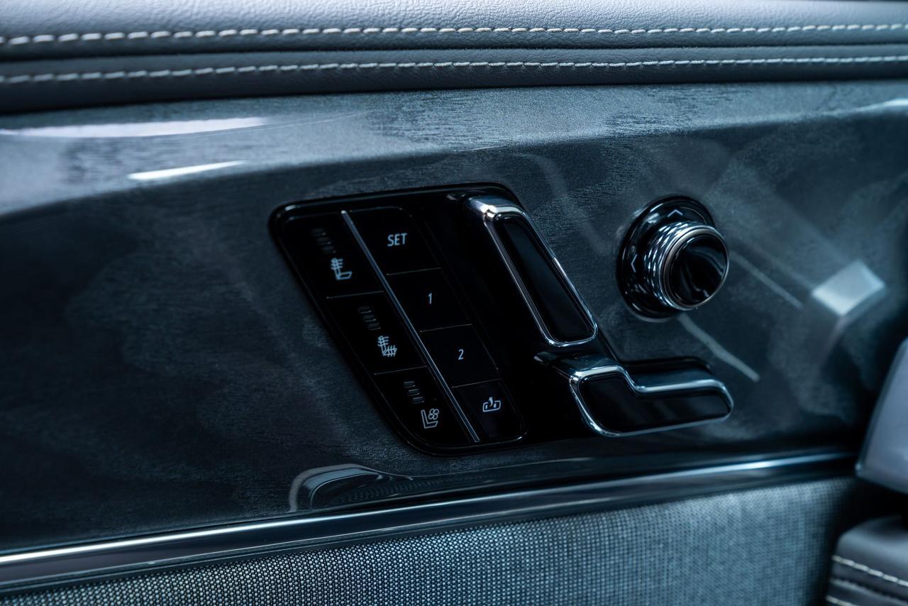 2025 Cadillac Escalade IQ Sport 1 Super Cruise Capability Rear Seat Entertainment Portland OR