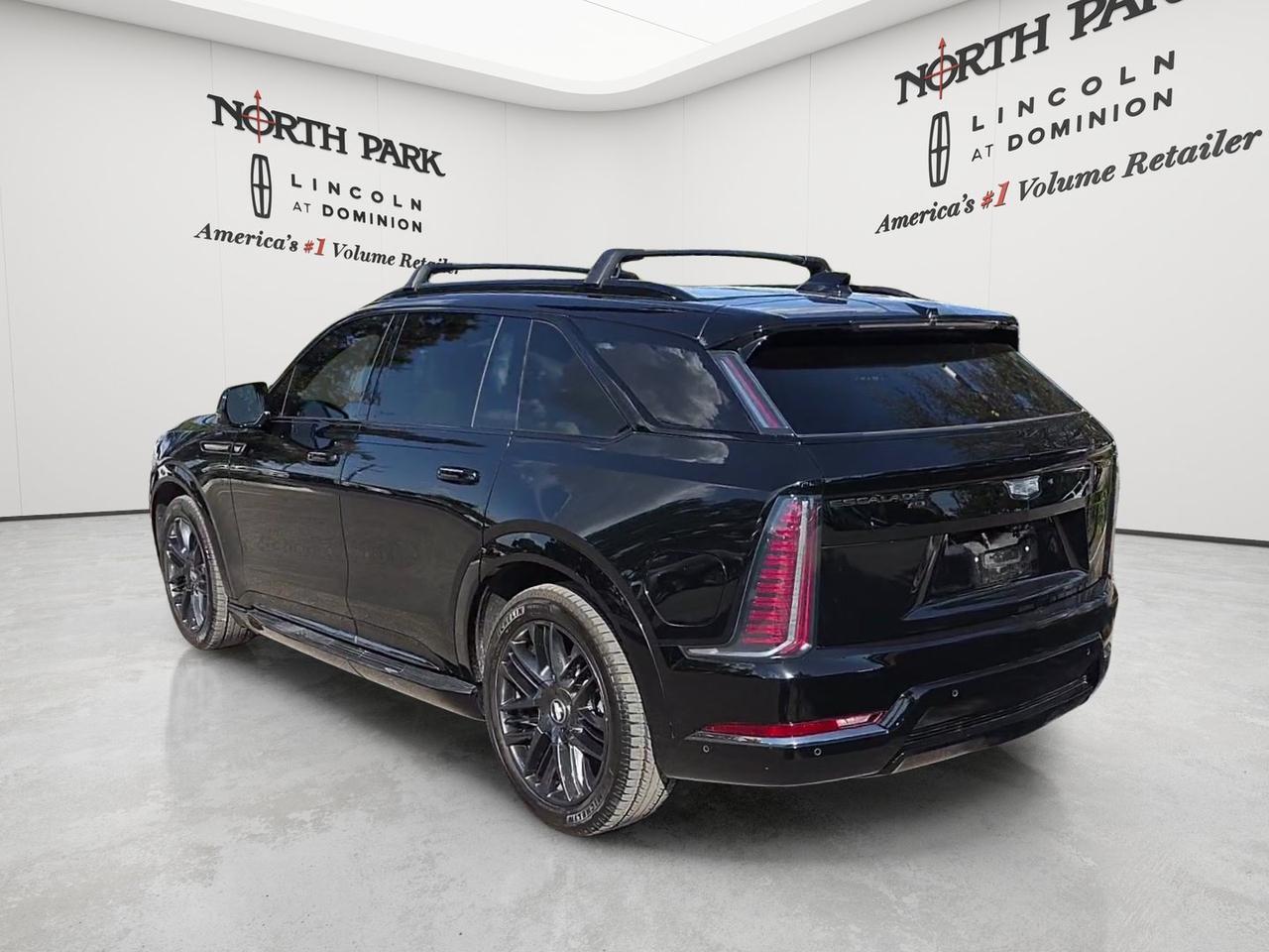 2025 Cadillac Escalade IQ Sport 2