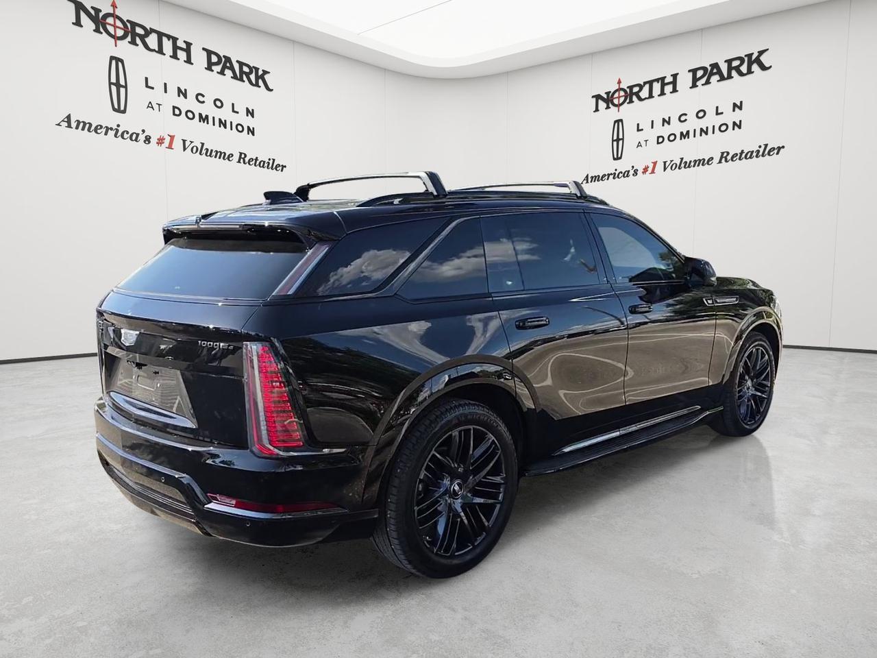 2025 Cadillac Escalade IQ Sport 2