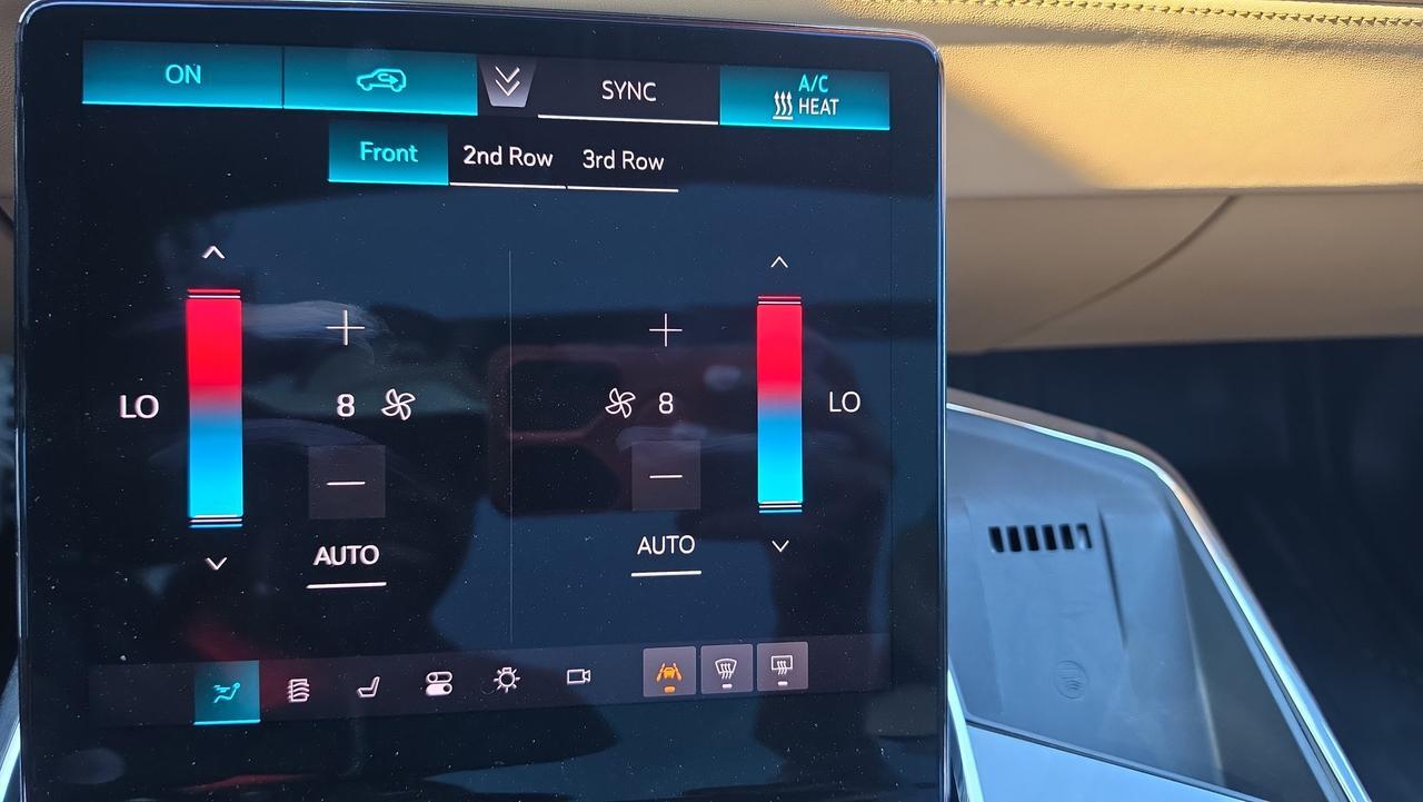 2025 Cadillac Escalade IQ Sport 2