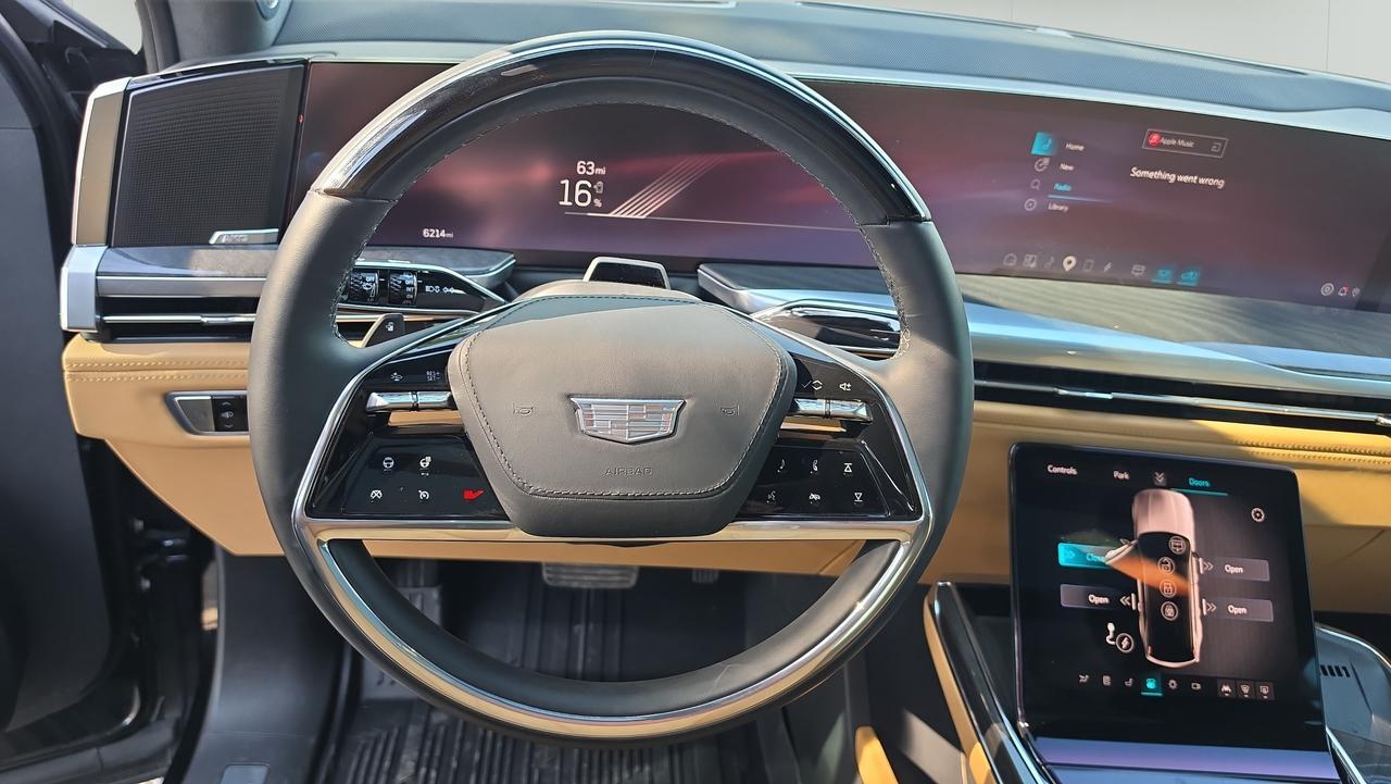 2025 Cadillac Escalade IQ Sport 2
