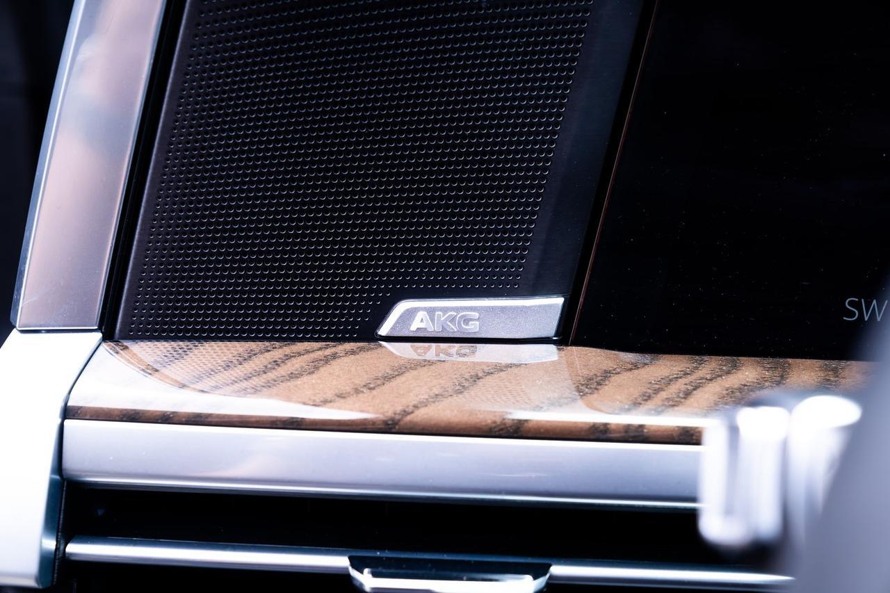 2025 Cadillac Escalade Sport Platinum Head-Up Display Rear Seat Entertainment Portland OR