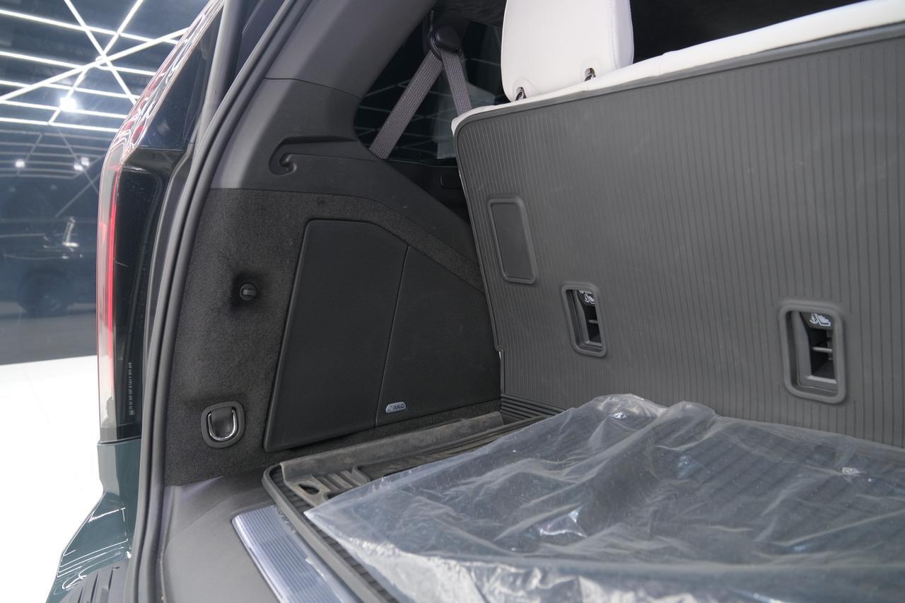 2025 Cadillac Escalade V-Series Miami FL