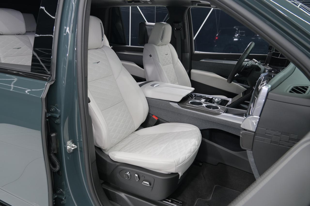 2025 Cadillac Escalade V-Series Miami FL