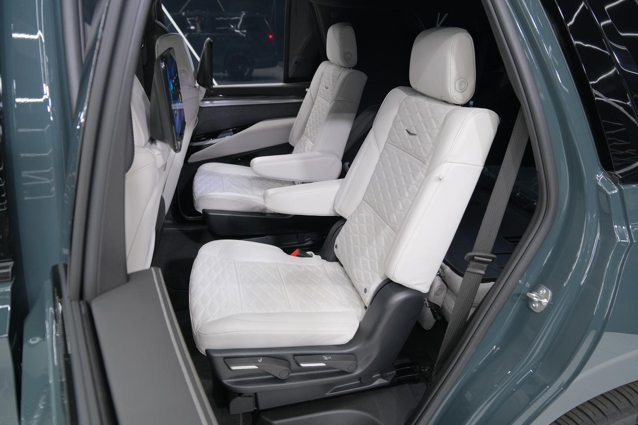 2025 Cadillac Escalade V-Series Miami FL