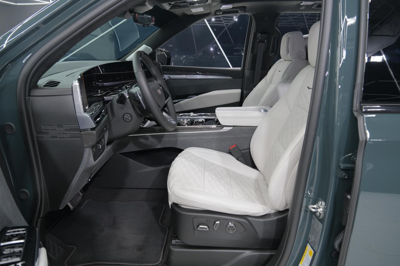 2025 Cadillac Escalade V-Series Miami FL