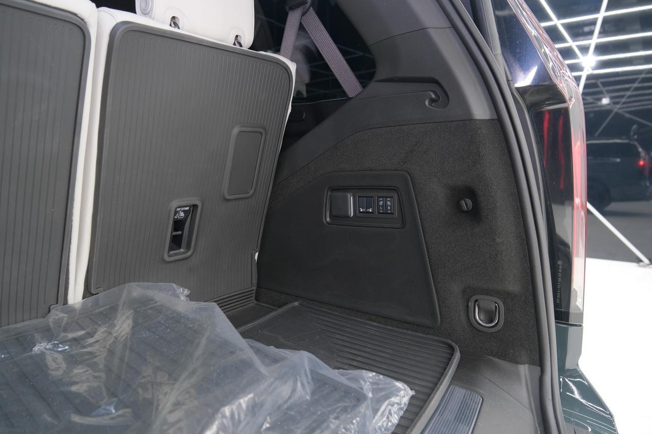 2025 Cadillac Escalade V-Series Miami FL