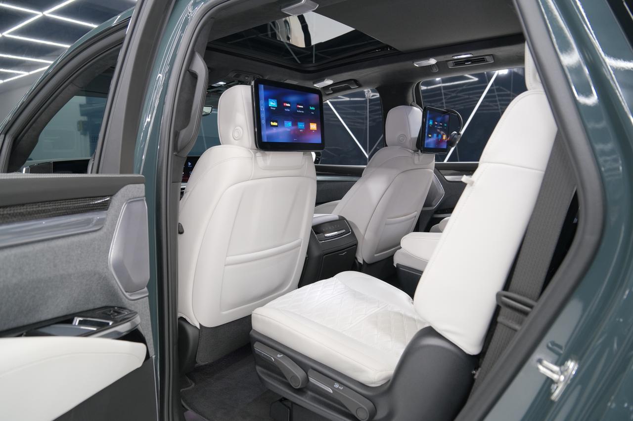 2025 Cadillac Escalade V-Series Miami FL