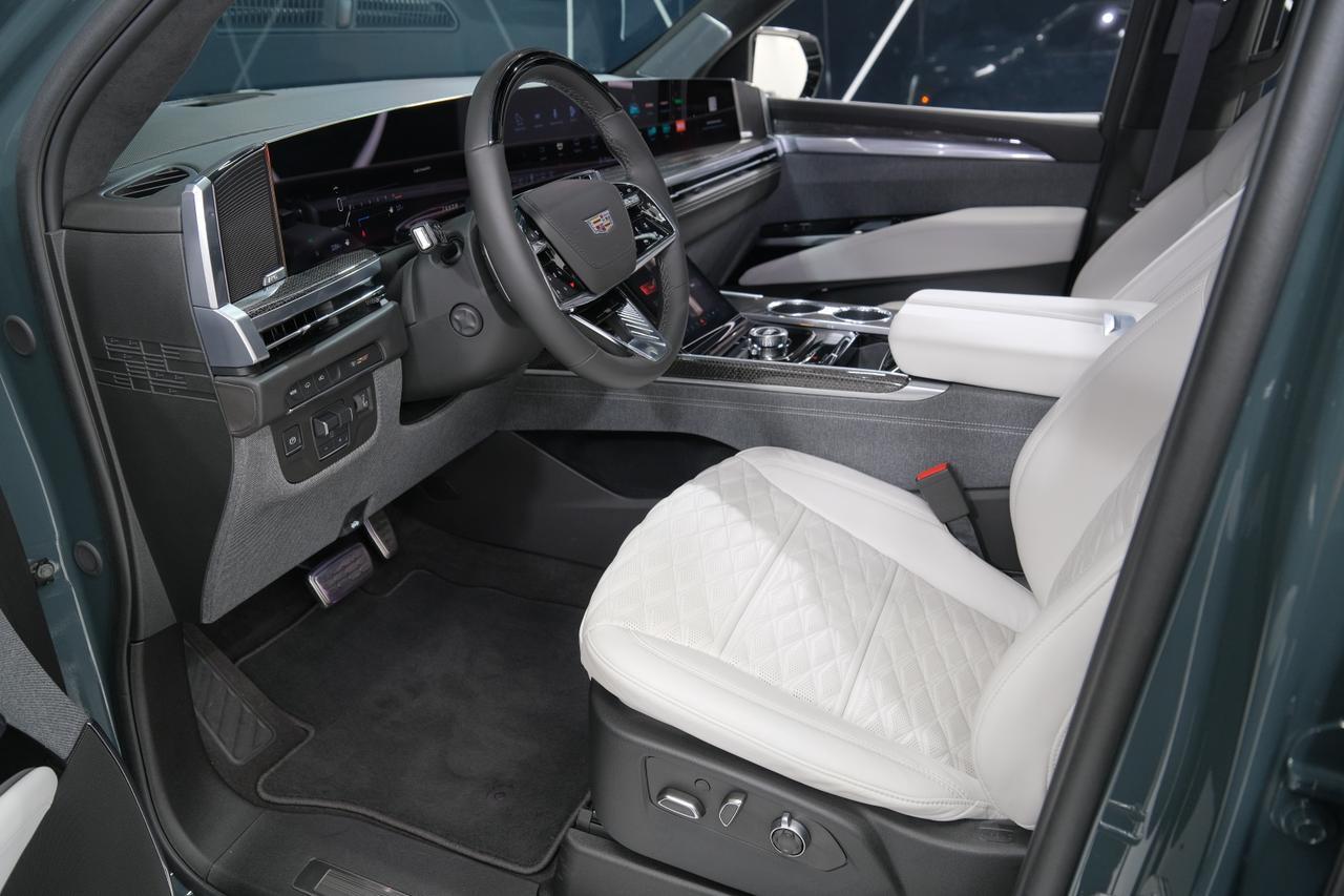 2025 Cadillac Escalade V-Series Miami FL