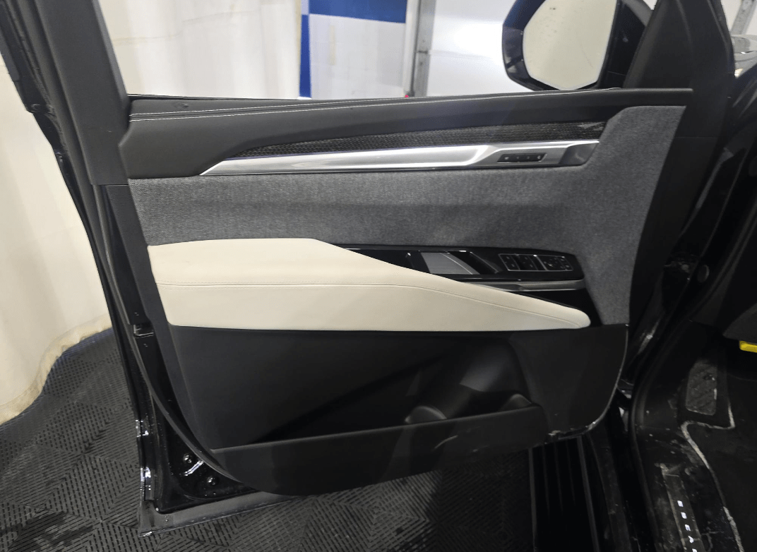 2025 Cadillac Escalade V-Series Super Cruise Magnetic Ride Control Portland OR