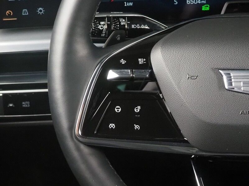 2025 Cadillac LYRIQ Luxury 2 *NAVIGATION, SUPER CRUISE, SAFETY ALERTS, 360 CAMERAS, COLOR TOUCHSCREEN, PANORAMA MOONROOF, CLIMATE SEATS, HEATED STEERING, POWER LIFTGATE, AKG AUDIO, WIRELESS CHARGING, ANDROID & APPLE Round Rock TX