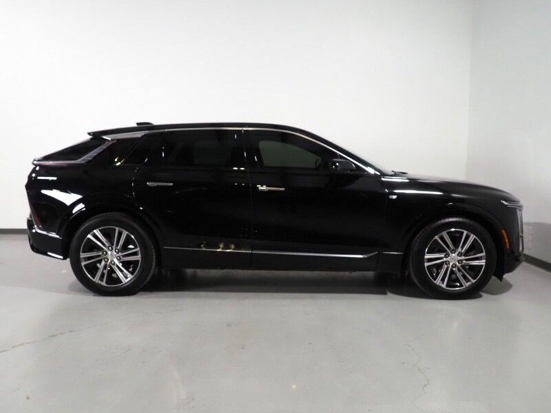 2025 Cadillac LYRIQ Luxury 2 *NAVIGATION, SUPER CRUISE, SAFETY ALERTS, 360 CAMERAS, COLOR TOUCHSCREEN, PANORAMA MOONROOF, CLIMATE SEATS, HEATED STEERING, POWER LIFTGATE, AKG AUDIO, WIRELESS CHARGING, ANDROID & APPLE Round Rock TX