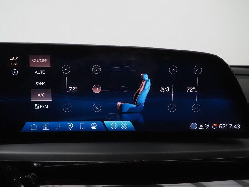 2025 Cadillac LYRIQ Luxury 2 *NAVIGATION, SUPER CRUISE, SAFETY ALERTS, 360 CAMERAS, COLOR TOUCHSCREEN, PANORAMA MOONROOF, CLIMATE SEATS, HEATED STEERING, POWER LIFTGATE, AKG AUDIO, WIRELESS CHARGING, ANDROID & APPLE Round Rock TX