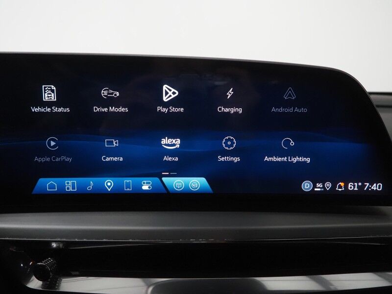 2025 Cadillac LYRIQ Luxury 2 *NAVIGATION, SUPER CRUISE, SAFETY ALERTS, 360 CAMERAS, COLOR TOUCHSCREEN, PANORAMA MOONROOF, CLIMATE SEATS, HEATED STEERING, POWER LIFTGATE, AKG AUDIO, WIRELESS CHARGING, ANDROID & APPLE Round Rock TX