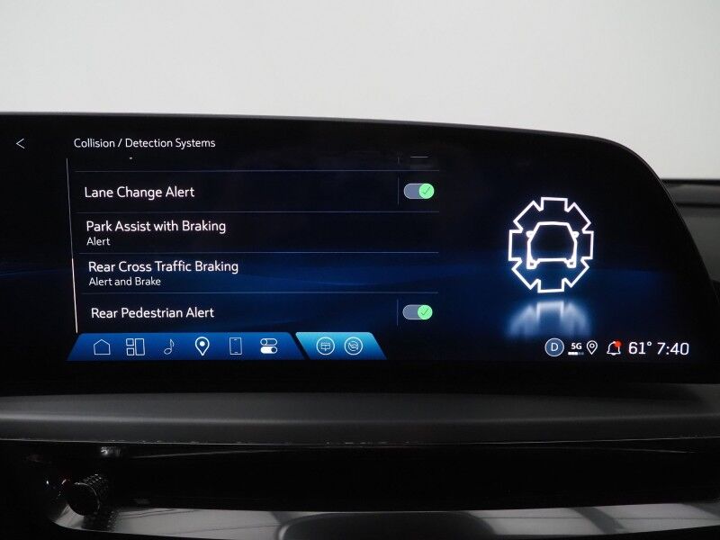 2025 Cadillac LYRIQ Luxury 2 *NAVIGATION, SUPER CRUISE, SAFETY ALERTS, 360 CAMERAS, COLOR TOUCHSCREEN, PANORAMA MOONROOF, CLIMATE SEATS, HEATED STEERING, POWER LIFTGATE, AKG AUDIO, WIRELESS CHARGING, ANDROID & APPLE Round Rock TX