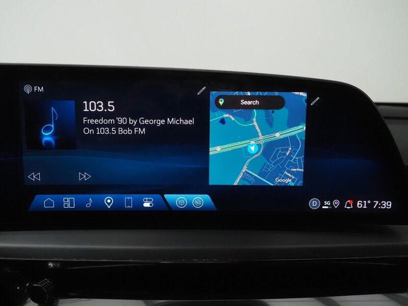 2025 Cadillac LYRIQ Luxury 2 *NAVIGATION, SUPER CRUISE, SAFETY ALERTS, 360 CAMERAS, COLOR TOUCHSCREEN, PANORAMA MOONROOF, CLIMATE SEATS, HEATED STEERING, POWER LIFTGATE, AKG AUDIO, WIRELESS CHARGING, ANDROID & APPLE Round Rock TX