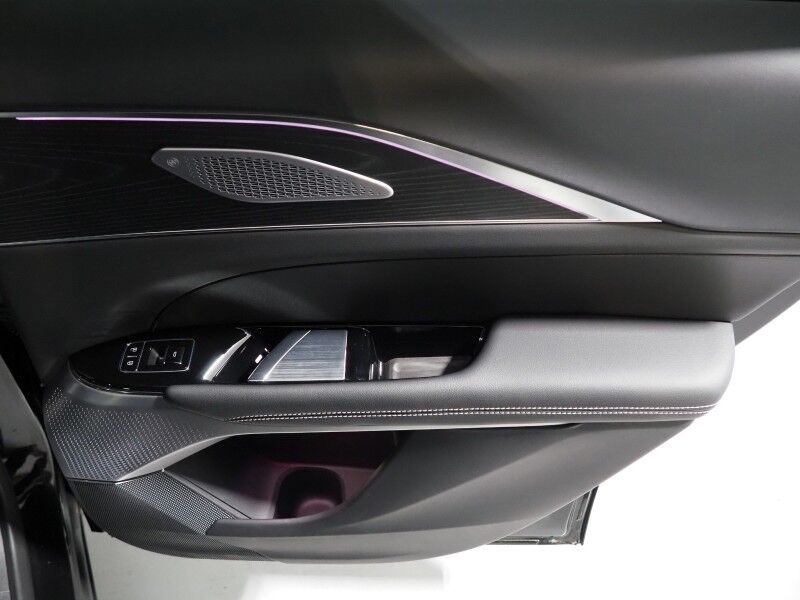 2025 Cadillac LYRIQ Luxury 2 *NAVIGATION, SUPER CRUISE, SAFETY ALERTS, 360 CAMERAS, COLOR TOUCHSCREEN, PANORAMA MOONROOF, CLIMATE SEATS, HEATED STEERING, POWER LIFTGATE, AKG AUDIO, WIRELESS CHARGING, ANDROID & APPLE Round Rock TX