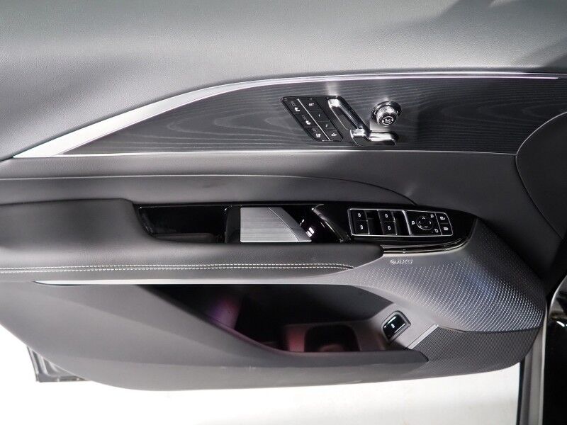 2025 Cadillac LYRIQ Luxury 2 *NAVIGATION, SUPER CRUISE, SAFETY ALERTS, 360 CAMERAS, COLOR TOUCHSCREEN, PANORAMA MOONROOF, CLIMATE SEATS, HEATED STEERING, POWER LIFTGATE, AKG AUDIO, WIRELESS CHARGING, ANDROID & APPLE Round Rock TX