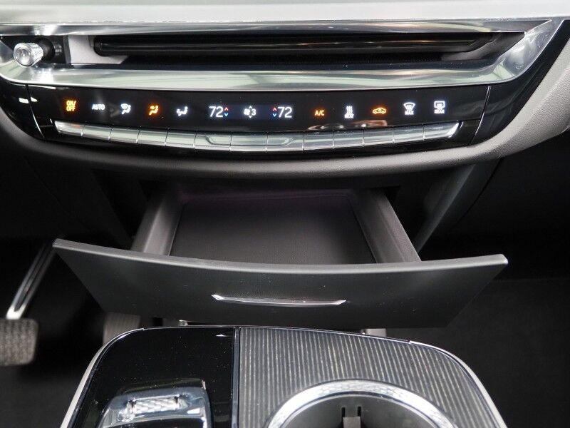 2025 Cadillac LYRIQ Luxury 2 *NAVIGATION, SUPER CRUISE, SAFETY ALERTS, 360 CAMERAS, COLOR TOUCHSCREEN, PANORAMA MOONROOF, CLIMATE SEATS, HEATED STEERING, POWER LIFTGATE, AKG AUDIO, WIRELESS CHARGING, ANDROID & APPLE Round Rock TX