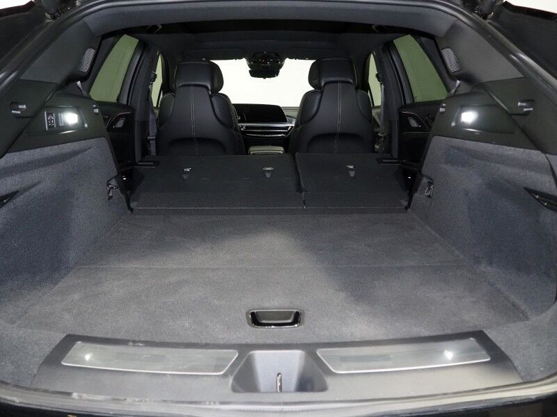 2025 Cadillac LYRIQ Luxury 2 *NAVIGATION, SUPER CRUISE, SAFETY ALERTS, 360 CAMERAS, COLOR TOUCHSCREEN, PANORAMA MOONROOF, CLIMATE SEATS, HEATED STEERING, POWER LIFTGATE, AKG AUDIO, WIRELESS CHARGING, ANDROID & APPLE Round Rock TX