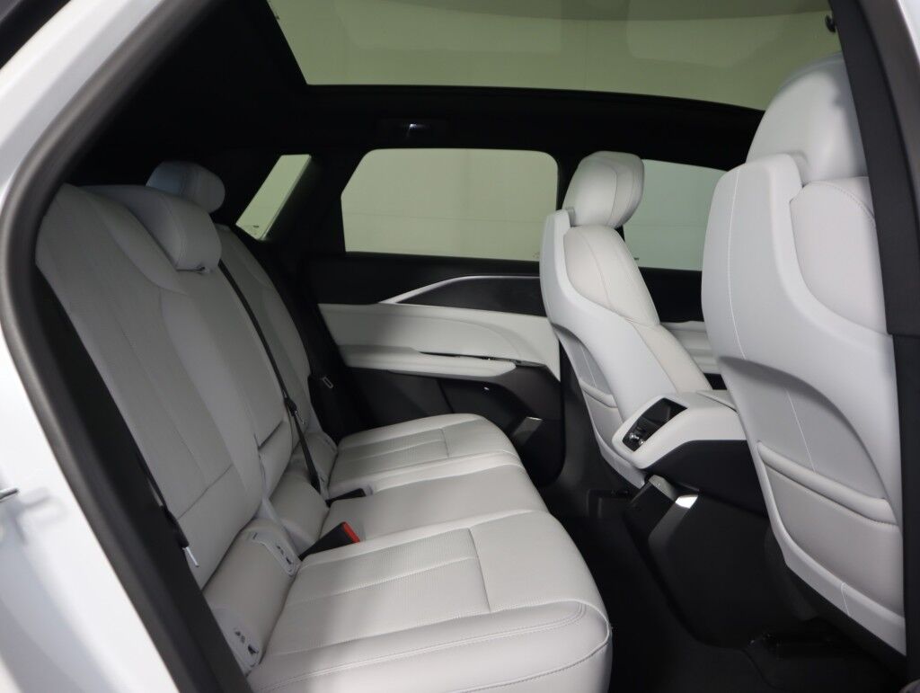 2025 Cadillac LYRIQ Luxury Maumee OH