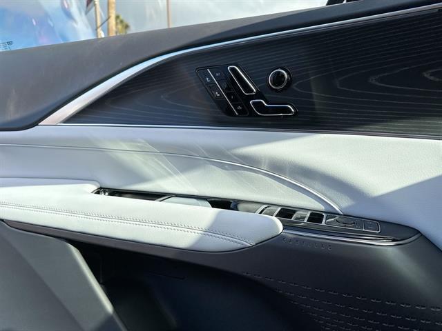 2025 Cadillac LYRIQ Luxury w/1SC Tucson AZ