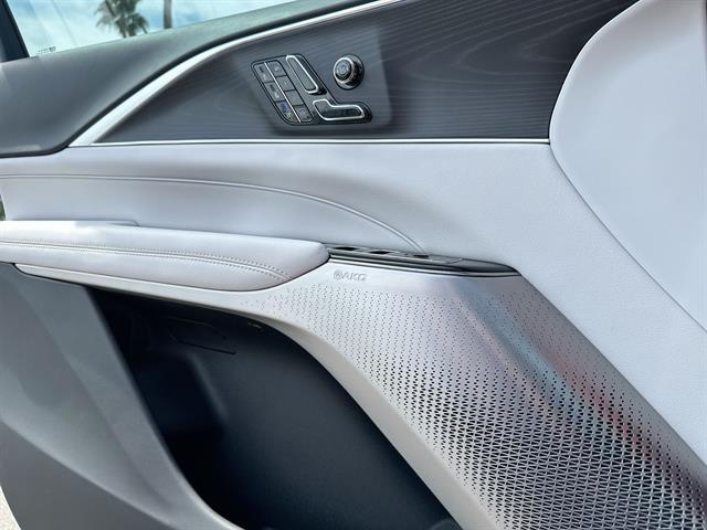 2025 Cadillac LYRIQ Luxury w/1SD Tucson AZ