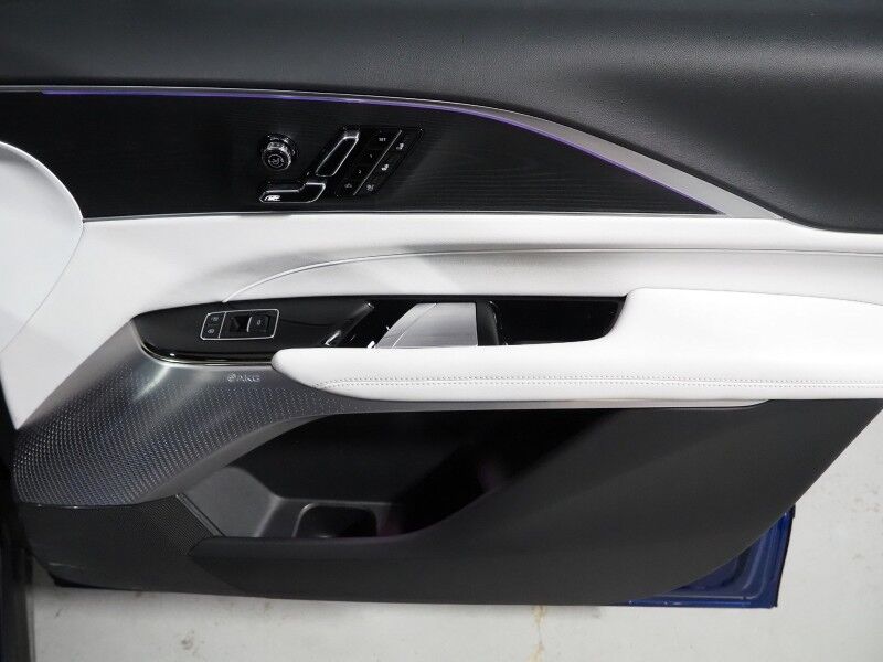 2025 Cadillac LYRIQ Sport 2 AWD *NAVIGATION, SUPER CRUISE, SAFETY ALERTS, 360 CAMERAS, COLOR TOUCHSCREEN, PANORAMA MOONROOF, CLIMATE SEATS, HEATED STEERING, POWER LIFTGATE, AKG AUDIO, WIRELESS CHARGING, ANDROID & APPLE Round Rock TX