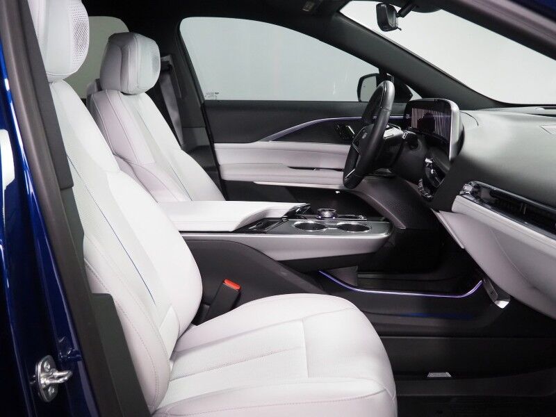 2025 Cadillac LYRIQ Sport 2 AWD *NAVIGATION, SUPER CRUISE, SAFETY ALERTS, 360 CAMERAS, COLOR TOUCHSCREEN, PANORAMA MOONROOF, CLIMATE SEATS, HEATED STEERING, POWER LIFTGATE, AKG AUDIO, WIRELESS CHARGING, ANDROID & APPLE Round Rock TX