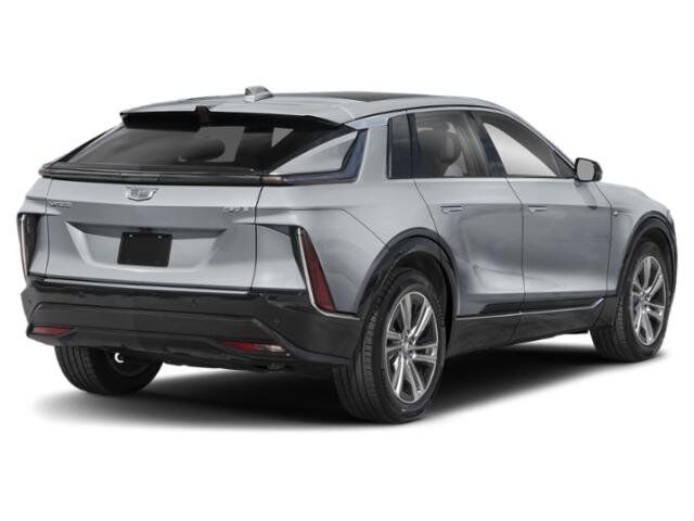 2025 Cadillac Lyriq Sport photo 2
