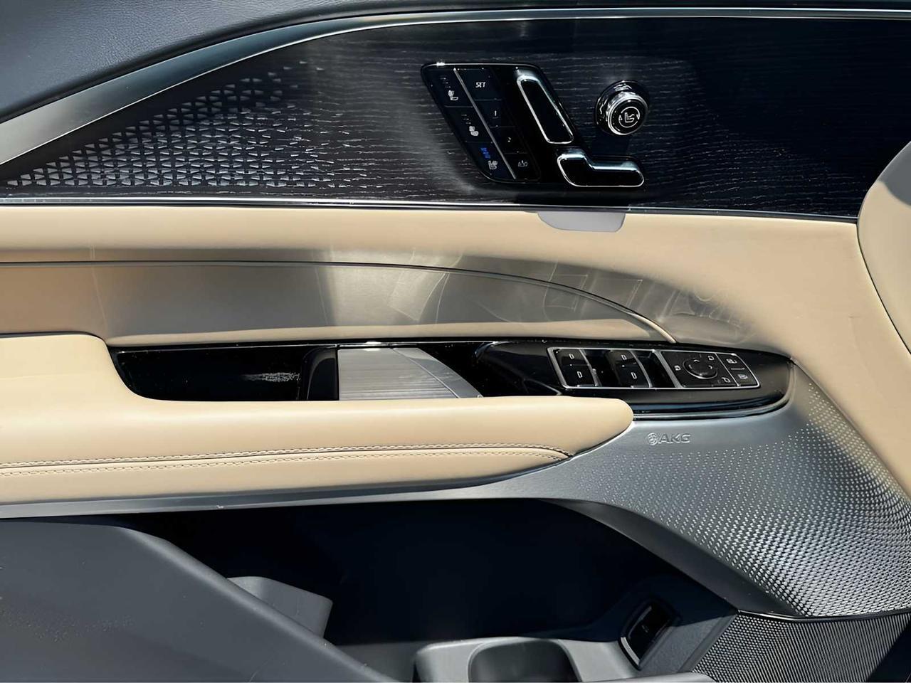 2025 Cadillac LYRIQ Sport Woburn MA