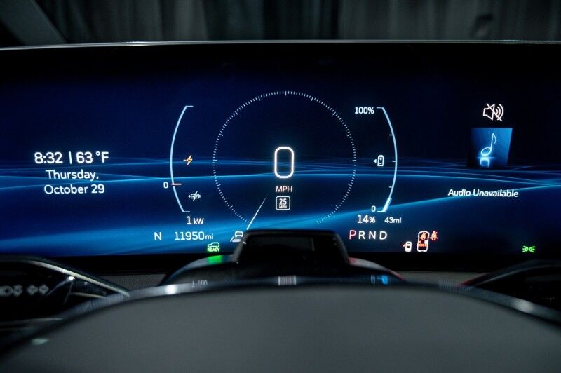 2025 Cadillac OPTIQ AWD 4dr Luxury w/1SE SUV Peoria AZ