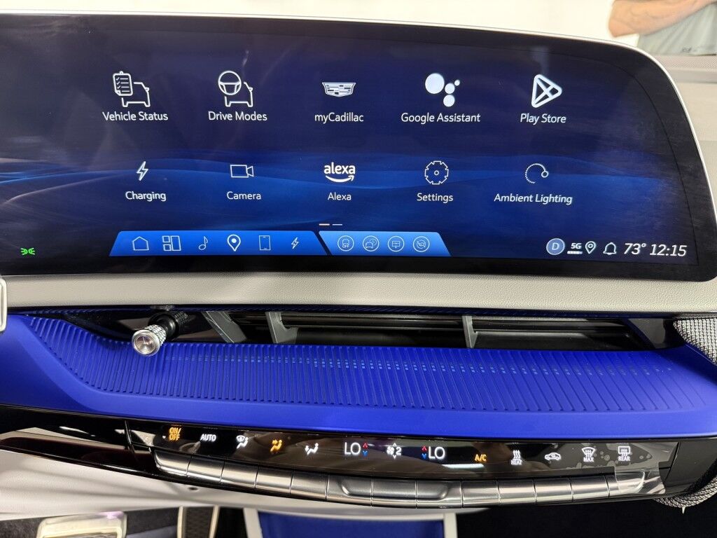 2025 Cadillac OPTIQ Luxury AWD Maumee OH