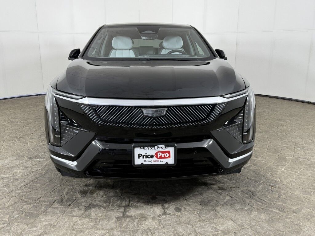 2025 Cadillac OPTIQ Luxury AWD Maumee OH