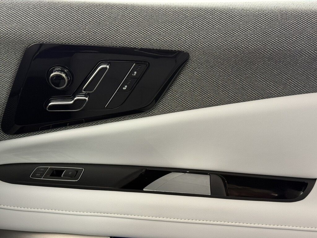 2025 Cadillac OPTIQ Luxury AWD Maumee OH