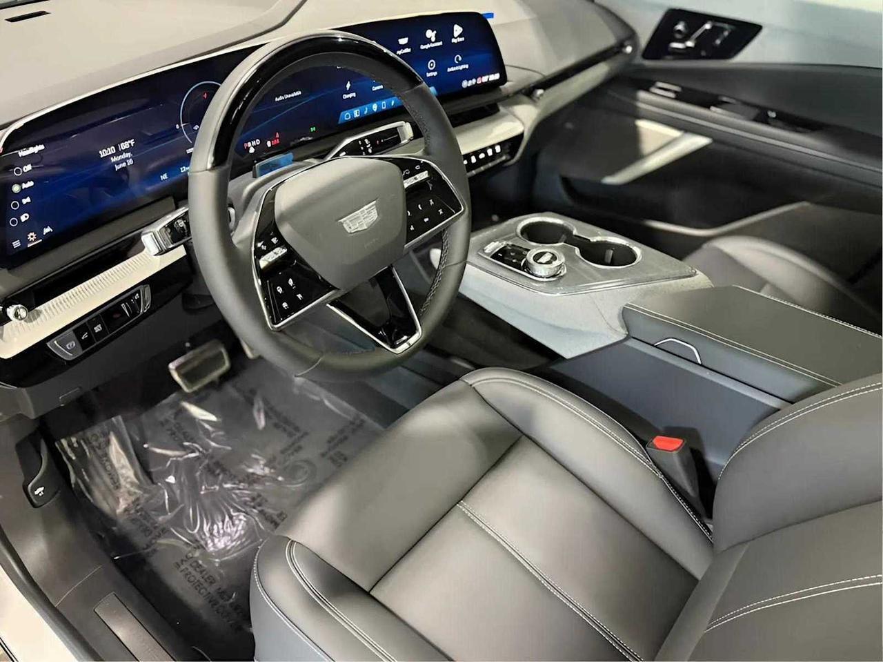2025 Cadillac OPTIQ Luxury Woburn MA